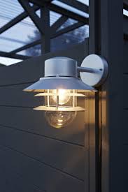 Une Applique Au Style Marin Pour Vos Exterieurs Luminaire Interieur Eclairage Exterieur Luminaire