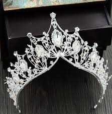 Check spelling or type a new query. Grosshandel Prinzessin Handgemachte Krone Braut Brautkleid Hochzeitskleid Abendkleid Fotostudio Und Zubehor Von Pangxinjing 13 43 Auf De Dhgate Com Dhgate