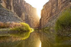 17 Of The World S Most Beautiful Natural Borders Travel Natural Fronteras Mundo