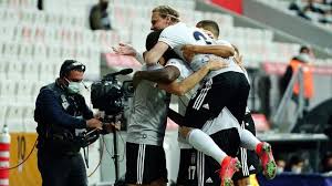 Ardından ise bjk güle oynaya kazanıyordu. Besiktas I Sampiyon Yapacak Plan 9 Macta 22 Puan Sozcu Gazetesi