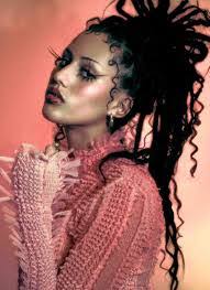 Abby Keen's Instagram, Twitter & Facebook