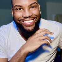 Leron Moore's Instagram, Twitter & Facebook