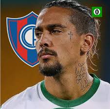 OFICIAL: 🇧🇷 «Xiko» se une a Cerro Porteño. Este delantero brasileño de 29  años, nacido el 5 de mayo de 1995, mide 1.85 metros. Ha jugado en equipos  como Atlético Nacional de