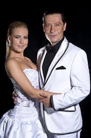 Pavel kříž je český herec a psychoterapeut. Tyden Cz Herec Kriz Ze Stardance Alice Na Me Byla Prisna
