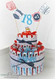 Zum 18 Geburtstag Fur Einen Kinderschokoladen Liebhaber Gab Es Eine Entsprec Geschenkideen Geburtstag Kinder 18 Geburtstag Geschenkideen Geschenkideen Zum 18