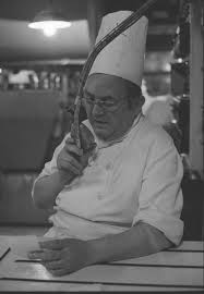 Ce Sera 4 Galettes Pour La Table Des Numelyot E S 4 On S Active En Cuisine D Cuisine Gastronomie Chaud Devant