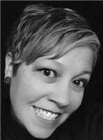 Laura Salley's Instagram, Twitter & Facebook