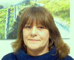 Paula Oakley's Instagram, Twitter & Facebook