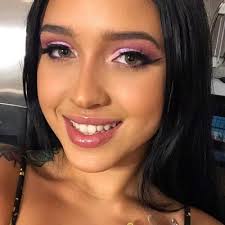 Raúl alejandro ocasio ruiz (born january 10, 1993), better known by his stage name rauw alejandro, is a puerto rican rapper, singer and composer. Biografia De Rauw Alejandro Edad Estatura Pack Novia Hijos Laletrade Biografias Musica Y Letras