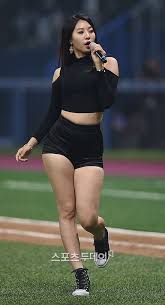 Kpop, buffalo, ranch, bleu cheese, gochujang $ 12 $ 14. 7 Beautifully Thick Female Idols With Honey Thighs Koreaboo