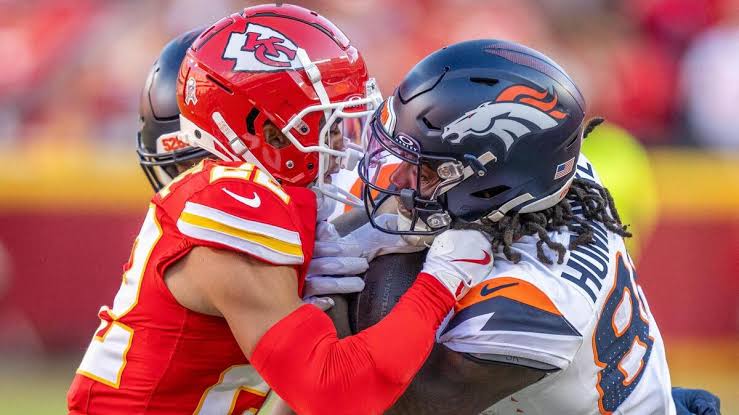KC Chiefs at Broncos predictions from national NFL experts | Kansas City Star