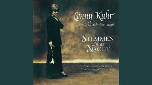 In 1967, she started a singing career in the netherlands, performing songs in the french chanson tradition. Tekst Zichtbaar Alleen