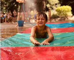The colonies de vacances offer children the opportunity to learn something new, such as how to swim, or give them the chance to spend more time practising one of their hobbies like horse riding. Colonies De Vacances Anglais Et Sport 2021 Juvigo