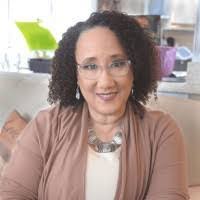 Lisa Scaff's Instagram, Twitter & Facebook