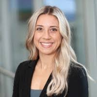 Emily Beal's Instagram, Twitter & Facebook