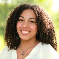 Taylor Gamble's Instagram, Twitter & Facebook