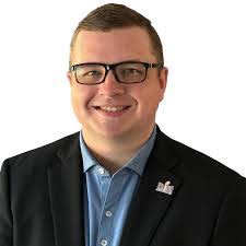 Ryan Sloan's Instagram, Twitter & Facebook