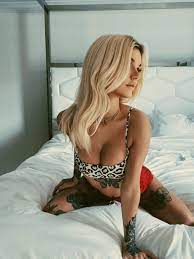 Fla. mom sues school district for ban due to OnlyFans page