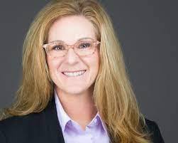 Kayla Smrecak's Instagram, Twitter & Facebook