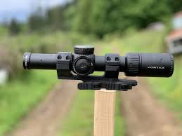 There's some higher (and lower) end options in the lpvo space, but. Vortex Viper1 6 Lpvo Review Mid Range High Value Optic