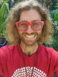 Hi I am looking for a location to move to