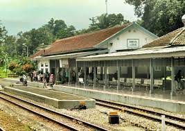 Mudik lebaran tentu jadi momen yang paling ditunggu sebagian besar perantau setiap tahunnya. Stasiun Bumiayu Wikipedia Bahasa Indonesia Ensiklopedia Bebas