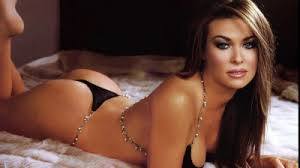 Primarul constantei, radu mazare, este primul barbat care apare pe coperta playboy in romania. Carmen Electra A Pozat GoalÄƒ In Playboy Cum AratÄƒ La Cei 46 De Ani