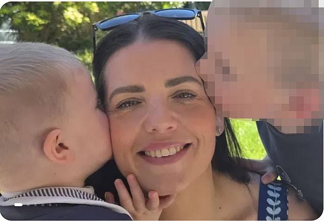Mother-of-two, 37, dies after rickshaw crash left her with a 'catastrophic' brain injury: Police launch probe | Daily Mail Online