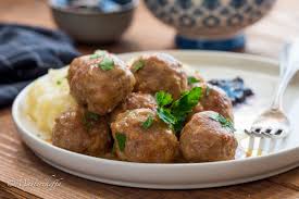 Polpette Svedesi Kottbullar Le Polpette Dell Ikea Ricetta Nel 2020 Cibo Etnico Idee Alimentari E Ricette