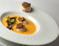 Coquilles Saint Jacques En Croute De Noix Et Creme De Patate Douce Et Si C Etait Bon Recettes De Cuisine Recette Saint Jacques Recette
