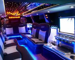Suv Limousine In Las Vegas Las Vegas Suv Limousi Limousine Limo Party Bus