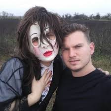 Travis Mullins (@Travis_Mullins_)