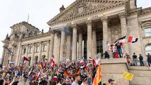 Black burning heart (demo) love is the end (demo) in culture. Corona Demos In Berlin Von Reichsflagge Bis Afd Eine Fahnenkunde Politik