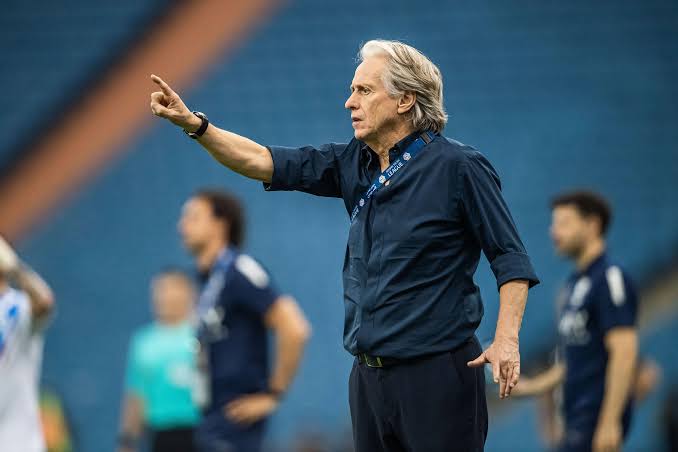 Jorge Jesus reage a comunicado de Cristiano Ronaldo e diz estar focado na Sele&ccedil;&atilde;o