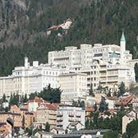 Il desiderio di padre pio di alleviare la sofferenza umana si è realizzato il 5 maggio 1956, con l'inaugurazione dell'ospedale casa sollievo della sofferenza.era un desiderio molto antico: Ospedale Casa Sollievo Della Sofferenza