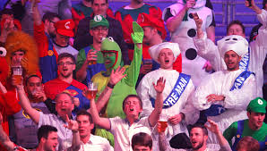 Fans Ban A Slap In The Face For Sport Says Furious World Darts Championship Boss Barry Hearn The Independent