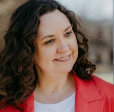 Ich brauch mal eure Meinungen: Dieser Fuchs ist in einem Onlinekurs bei  Töpfer Tobi entstanden. (Ja 🥰 so tolle Sachen könnt ihr da machen). Ich  habe als Ton den Toffee von SIO-2