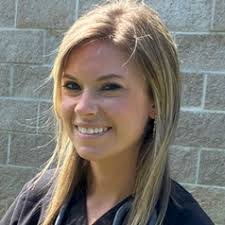 Ashley Reeves's Instagram, Twitter & Facebook