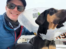 Zoe's Flight to Freedom✈️ Zoe, a 14-month-old Bloodhound, suffered a broken  leg. Rescuers took her in