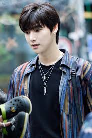 Yonghoon Kpop Idol Old Hag Normal Life