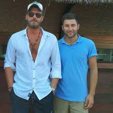 Kivanc Tatlitug With A Lucky Fan In 2020 Kivanc Tatlitug Mens Tops Mens Tshirts