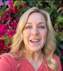 Hi everyone I'm Amanda I'm 17, I'm looking for new friends and maybe more.  I like riding my horse, listening to music, singing and dancing. I love  poetry and hanging out with