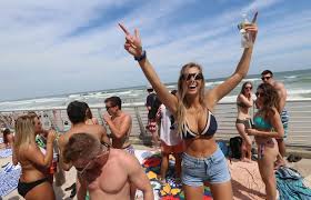 Gather your crew and head to one. Photos Spring Break At Daytona Beach Daytona Beach News Journal Online Daytona Beach Fl