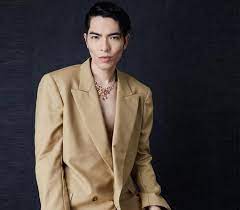 1 origins 2 gallery 3 videos 4 trivia jam hsiao is based on a taiwanese singer and. Taiwan Singer Jam Hsiao Slammed By Book Writer For Feminine Costume At Golden Melody Awards Sparking Debate Taiwan News 2018 07 04 17 26 00