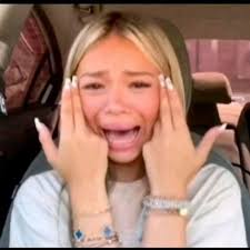 Y'all, I'm crying 😂😂💀