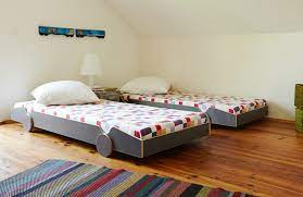 Replacing your bed wheels with legs is much easier than you'd think. Speedoletto The Bed With Wheels Petit Small