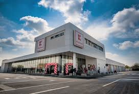 Gratuitate la transportul urban cu mijloace de transport în comun de suprafaţă şi cu metroul; Kaufland Romania Ofera O Sansa De Angajare Persoanelor Cu Dizabilitati