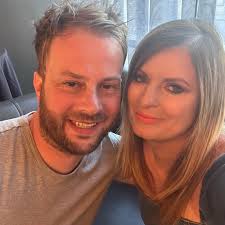 Anyone else's dachshunds love mud and water? 🤦🏼‍♀️🤣