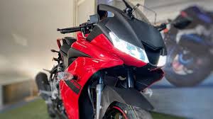 Check r15 price, mileage, colour, mileage, specifications and much more. New Yamaha R15 V3 0 Metallic Red Colour Detailed Video
