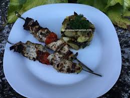 Brochette De Poulet Marinee Au Citron Et Au Miel Les Recettes De Sandrine Au Companion Ou Pas Brochette Poulet Poulet Marine Brochette Poulet Marine